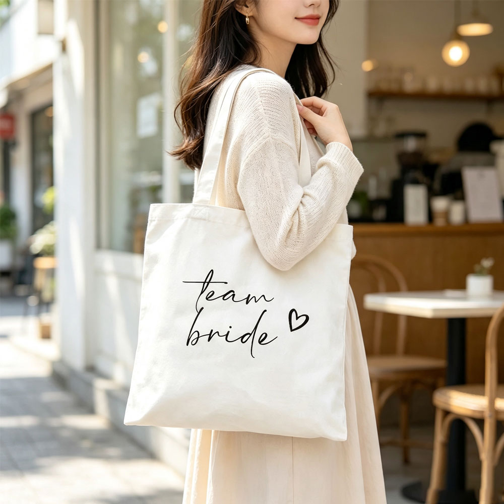 Tote Bag Canvas Print - Canvas draagtas met hartprint voor bruidsteam,
