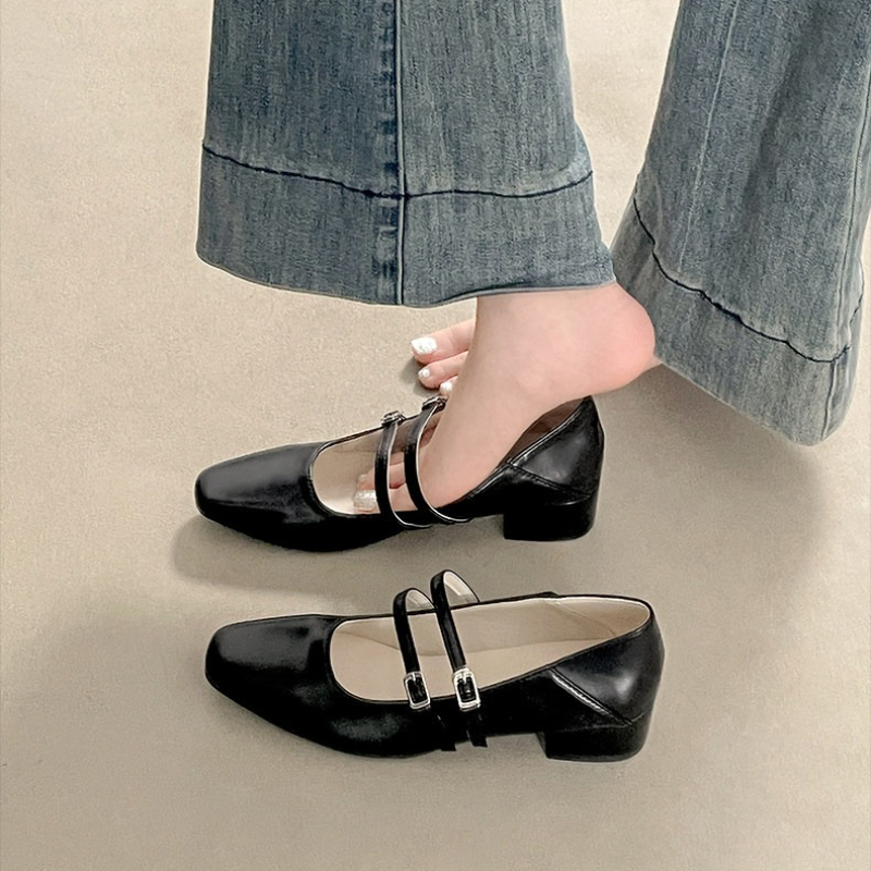 Vierkante neus lage hak dames  - Street Fashion Styles recensie en prijs